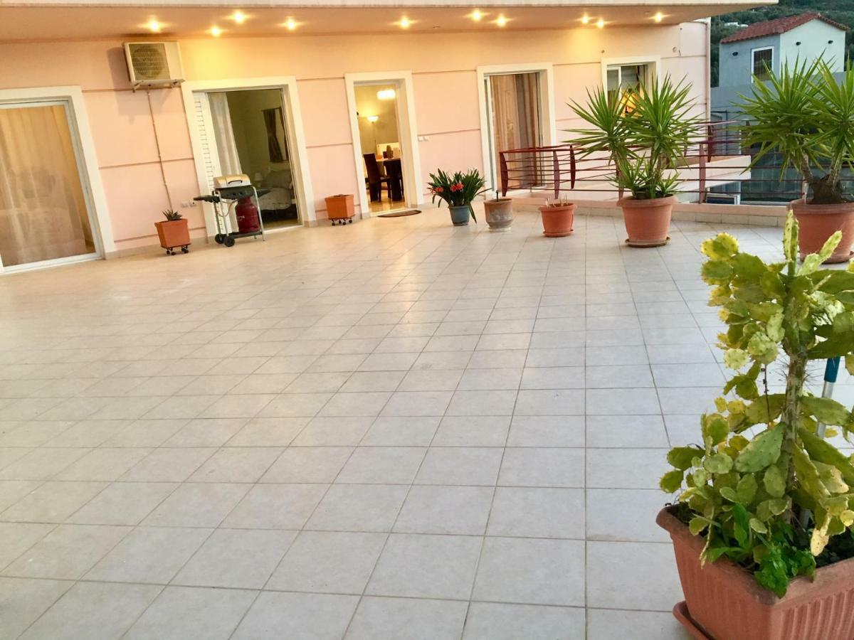 Luxury House In Nafplio With A Great View Balcony Apartment Exterior photo