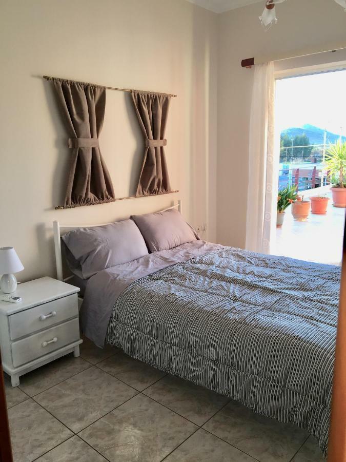 Luxury House In Nafplio With A Great View Balcony Apartment Exterior photo